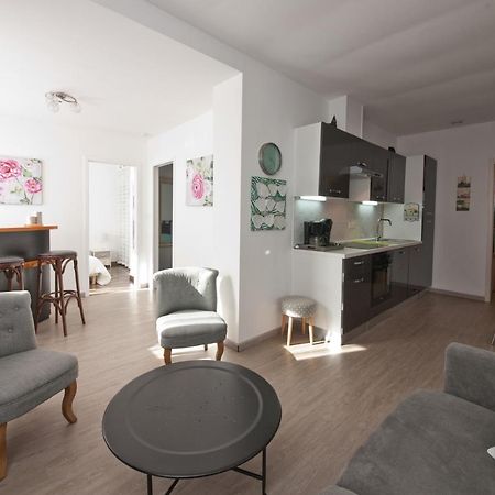 Gite 65 M2 200 M Gare T-G-V 400 M Centre-Ville Grand Parking 250 Places Gratuit Face Au Logement アラス エクステリア 写真