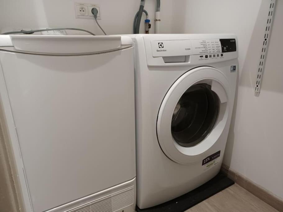 Gite 65 M2 200 M Gare T-G-V 400 M Centre-Ville Grand Parking 250 Places Gratuit Face Au Logement アラス エクステリア 写真