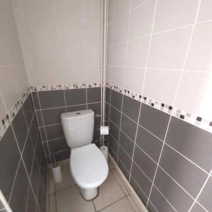 Gite 65 M2 200 M Gare T-G-V 400 M Centre-Ville Grand Parking 250 Places Gratuit Face Au Logement アラス エクステリア 写真